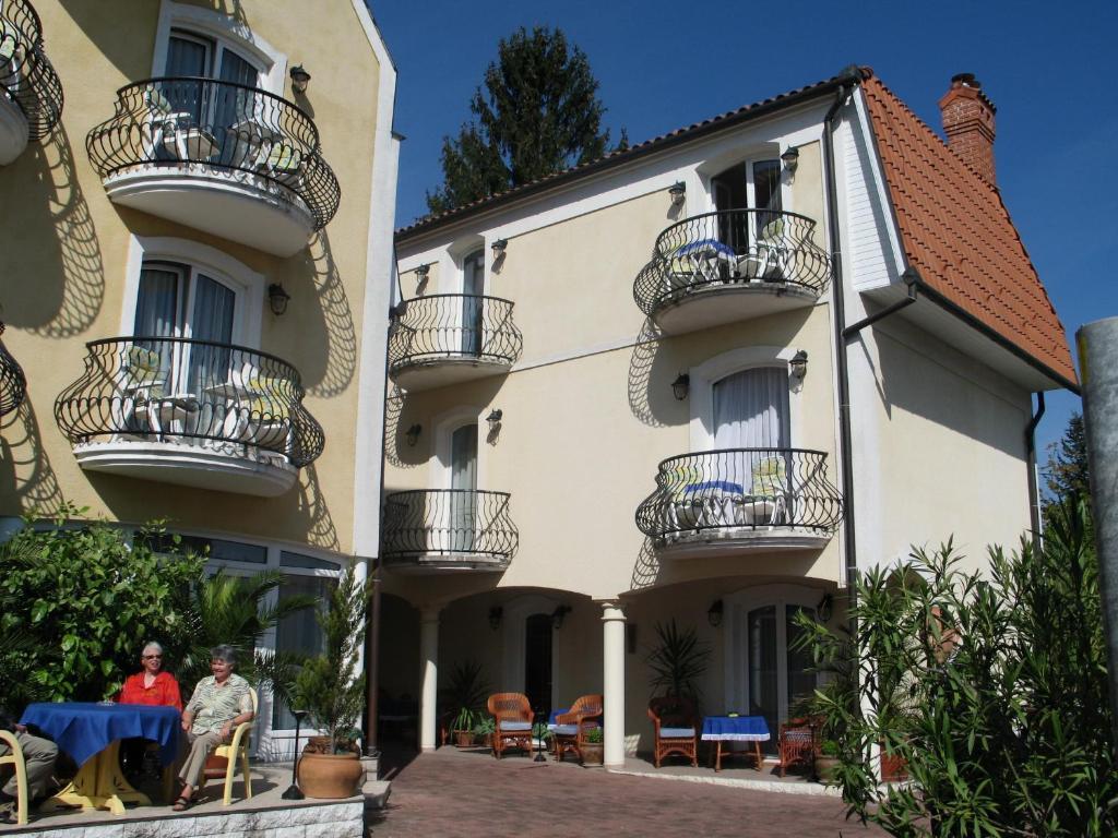 Villa Mediterran Hévíz Екстериор снимка
